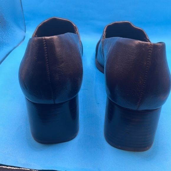 Franco Sarto Heels Womens 7 M Rodeo Square Toe Pumps Brown Faux Leather Slip On - Picture 4 of 9